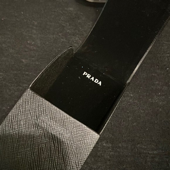 Prada Symbole Sunglasses SPR17W - Picture 7 of 13